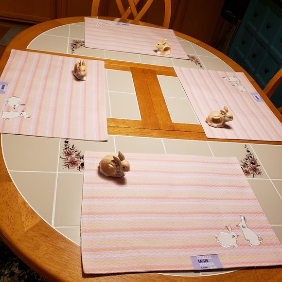 EASTER , 5 Bunny rings and 4 placements - Picture 9 of 10